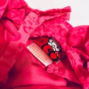 Hello Kitty Other - Adorable Hello Kitty romper/jumpsuit Hello Kitty Other - Adorable Hello Kitty romper/jumpsuit